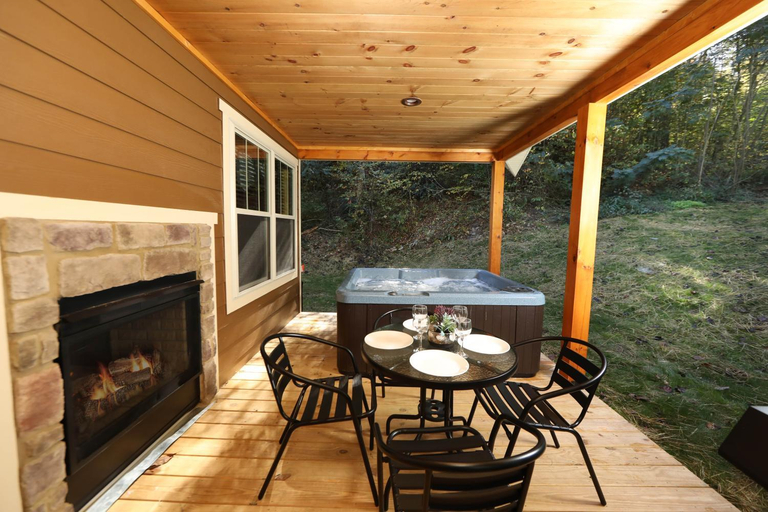 Others 5, Misty Mountainside by Eden Crest Vacation Rentals, Sevier