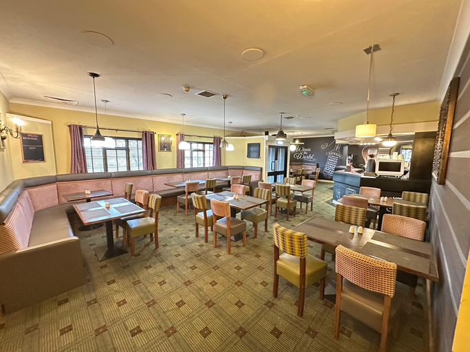 Food & Drinks 5, Hill Park Hotel, Fife