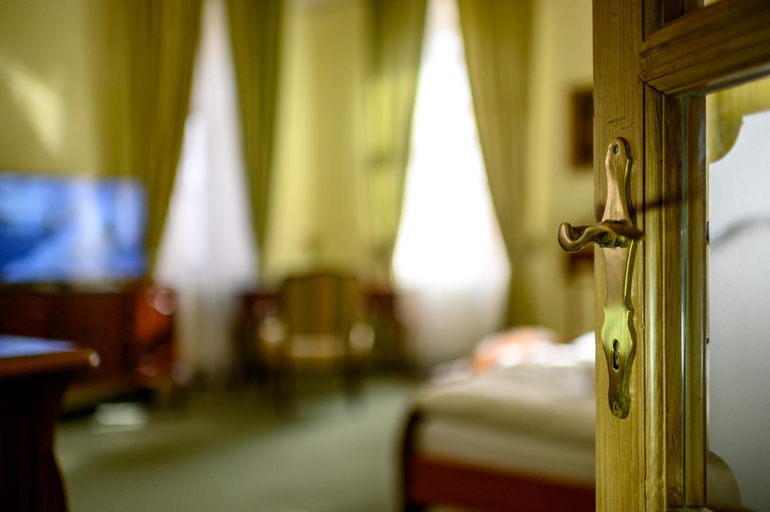 Others 4, Hotel Na Zamecku, Ústí nad Orlicí