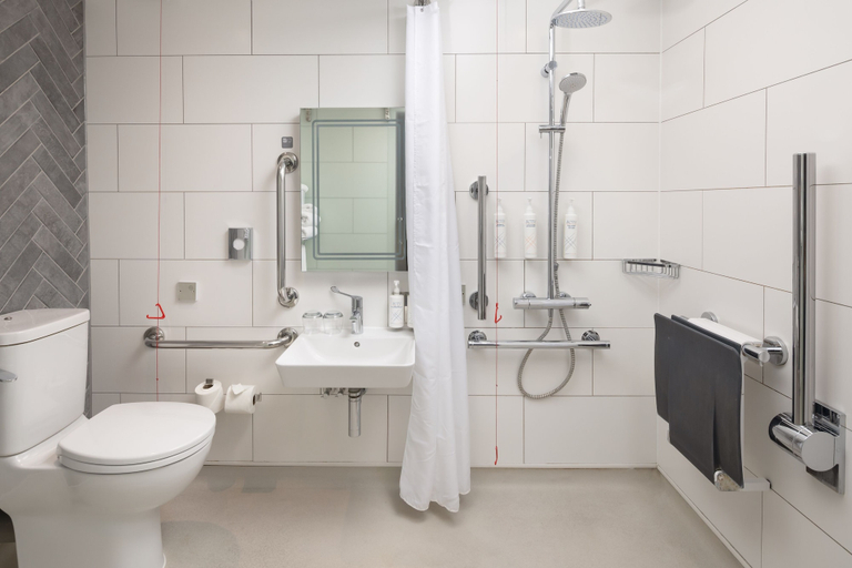 Bathroom 5, Four Points Flex by Sheraton London Shoreditch East, London
