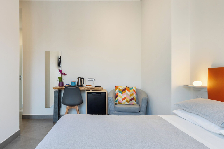 Bedroom 5, Centro Storico via Sassari Accommodation, Cagliari
