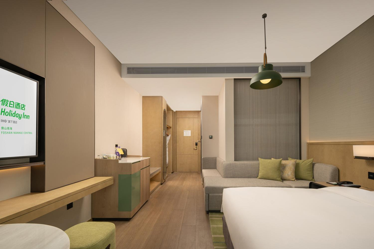 Bedroom 16