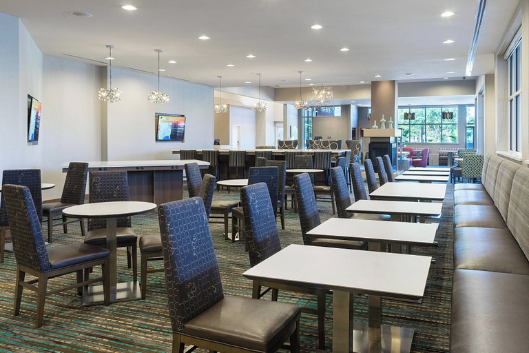 Food & Drinks 5, Residence Inn by Marriott Houston West/Beltway 8 at Clay Rd., Houston