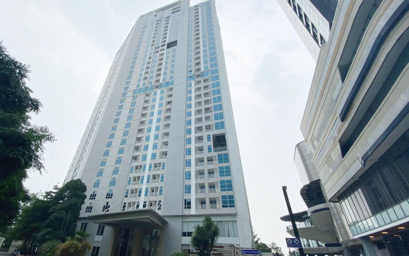 Exterior & Views, Studio Modern Style at Grand Sungkono Lagoon Apartment By Travelio, Surabaya