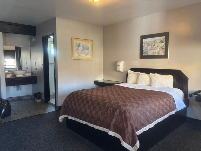Bedroom 5, Hotel San Juan Inn, Tijuana