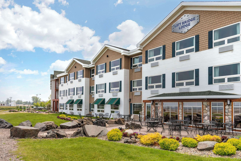 Lift Bridge Lodge, Ascend Hotel Collection, Lake Superior