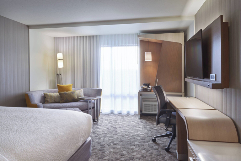 Bedroom 3, Courtyard by Marriott Jackson, Jackson