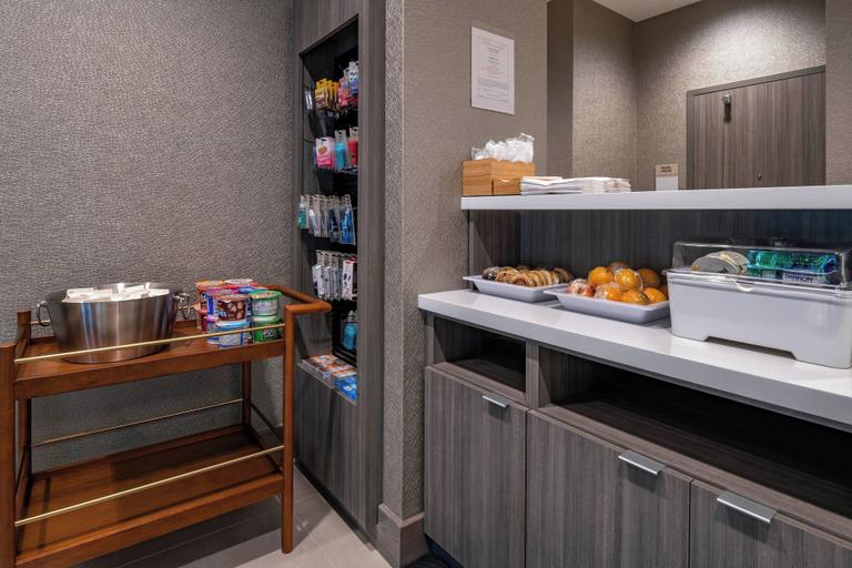 Food & Drinks 5, SpringHill Suites by Marriott Wrentham Plainville, Norfolk