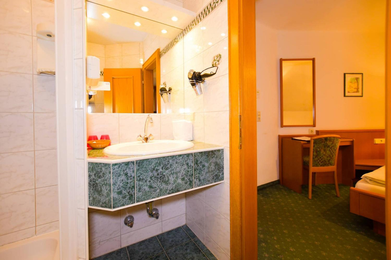 Bathroom 3