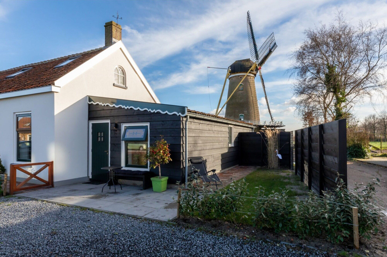 Exterior 4, Holiday Home in Beautiful Oostkapelle, Veere