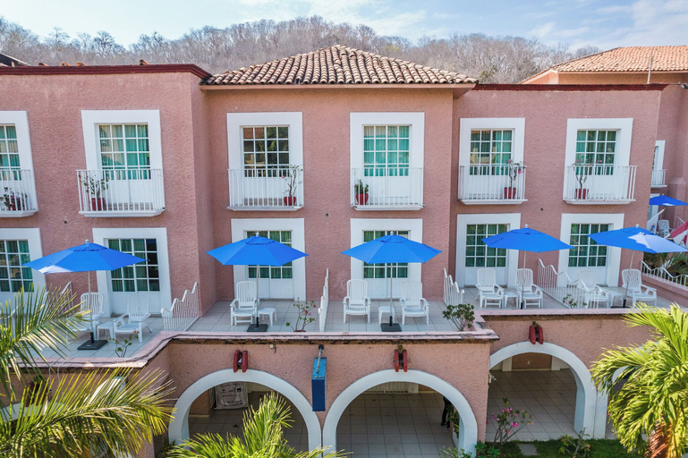 Exterior & Views 2, Hotel Castillo Huatulco & Beach Club, Dist. Pochutla
