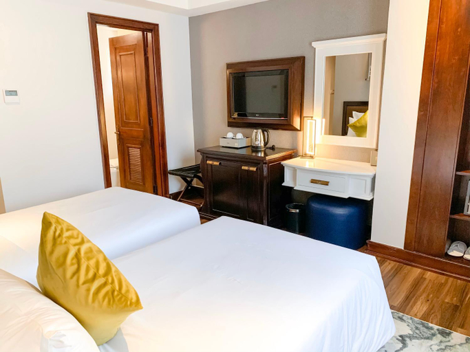 Bedroom 25