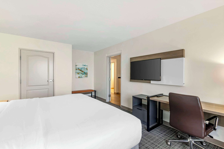 Bedroom 3, Comfort Suites Valdosta Mall Area, Lowndes