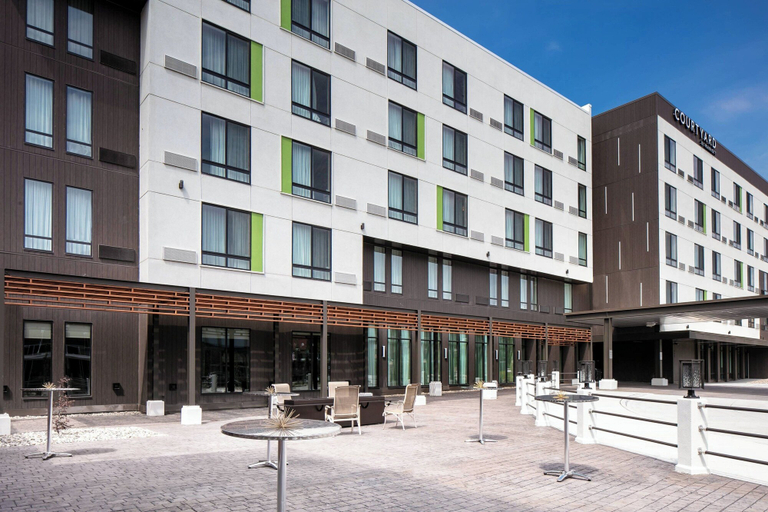 Exterior & Views 2, Courtyard by Marriott Sioux City Downtown/Convention Center, Woodbury