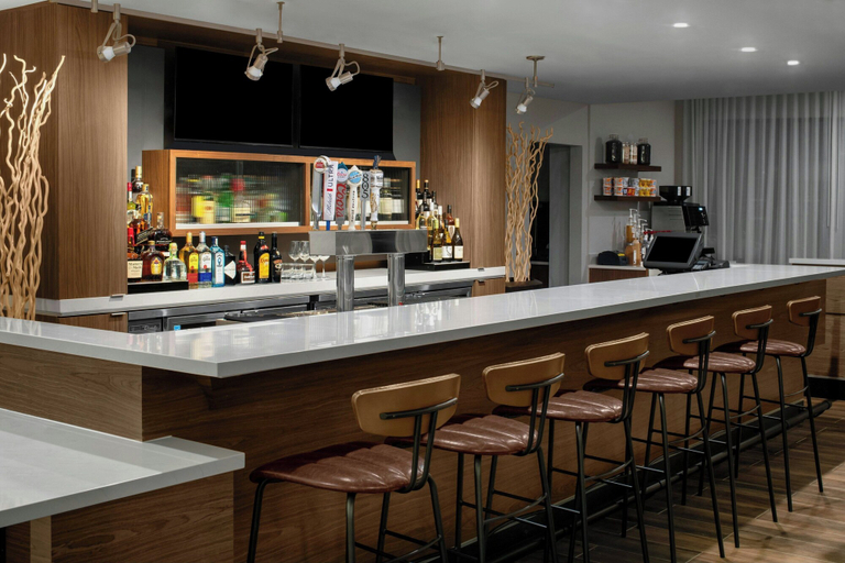 Food & Drinks 5, Courtyard by Marriott Los Angeles Burbank Airport, Los Angeles