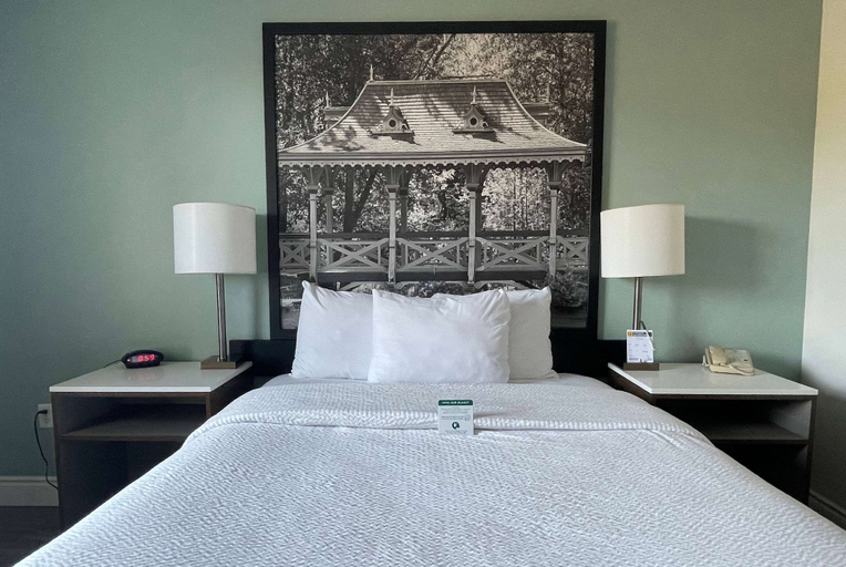 Bedroom 10