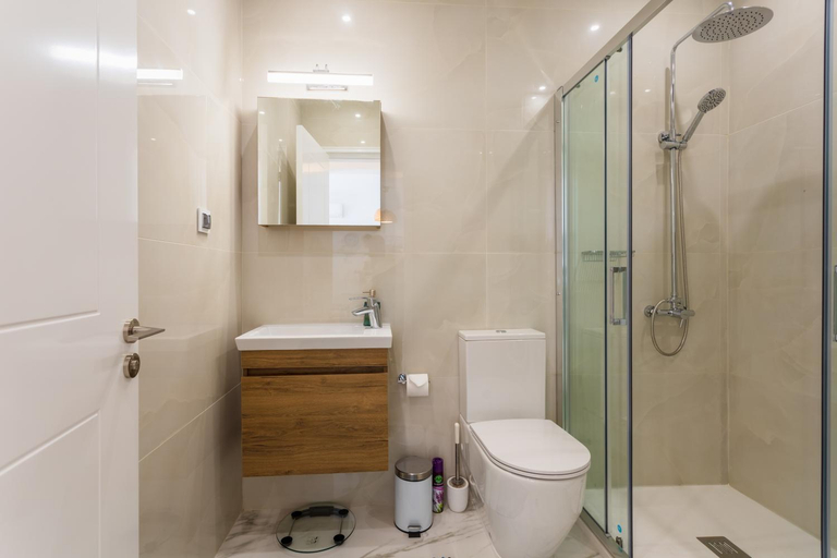 Bathroom 3, Regina Gardens Lovely Apartment