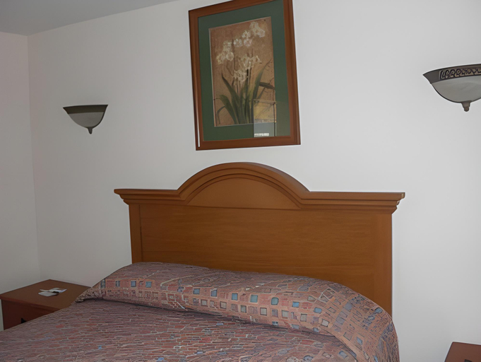 Bedroom 12