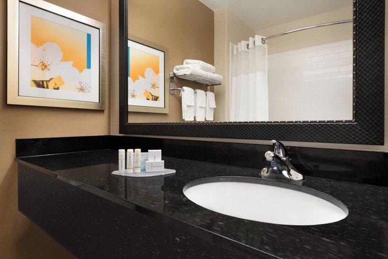 Bathroom 5, Fairfield Inn by Marriott Kankakee Bourbonnais, Kankakee
