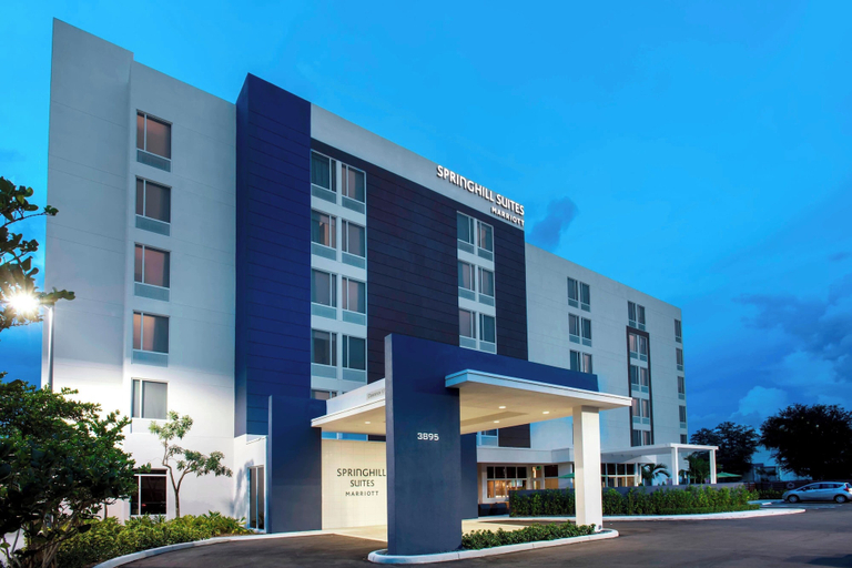 Exterior & Views 2, SpringHill Suites by Marriott Miami Doral, Miami-Dade