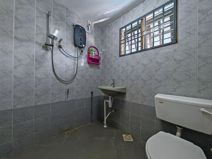 Others 4, Kluang Budget Room, Kluang