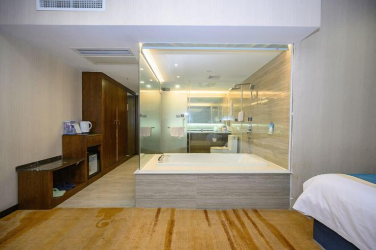 Others 4, Po Cheng Hotel, Neijiang