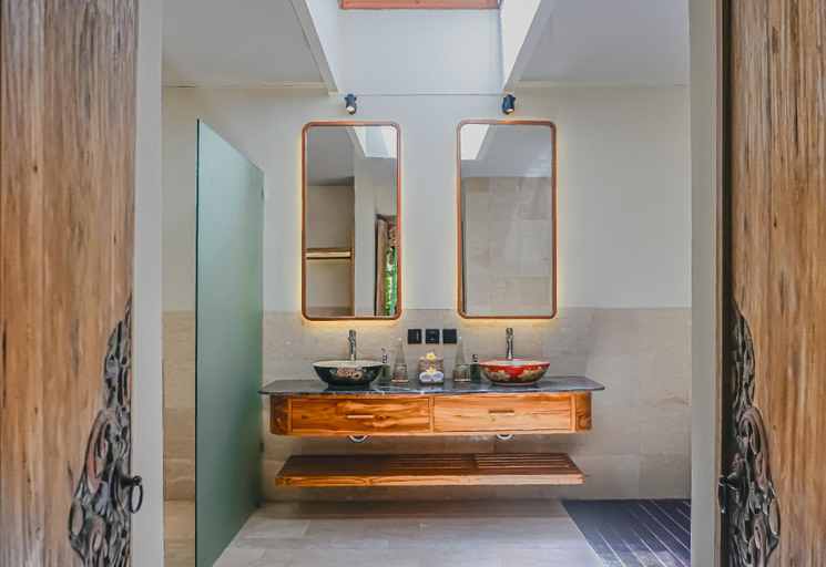 Bathroom 4