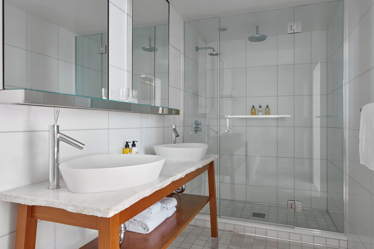 Bathroom 4, Hotel Park Ave NYC, New York