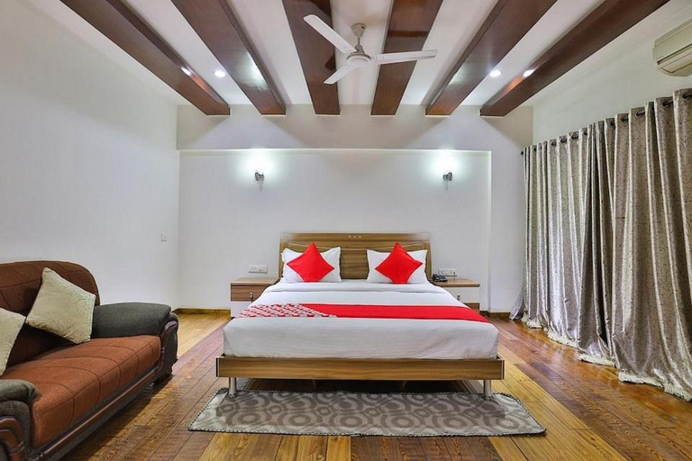 Bedroom 2, Biznotel by Pride Bharuch, Bharuch
