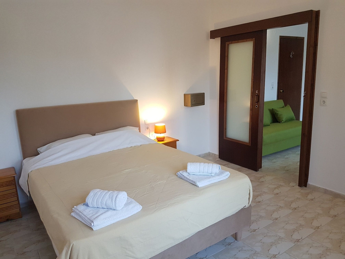 Bedroom 5, Archontiko, Crete