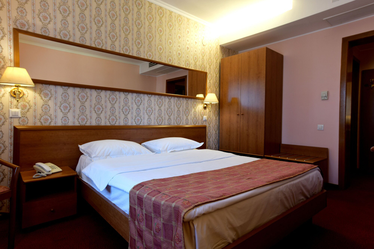 Bedroom 2, Hotel Brasov, Brasov