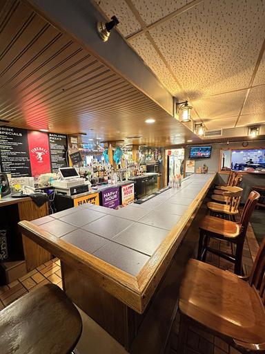 Food & Drinks 5, Days Inn by Wyndham Mandan Bismarck Area, Morton