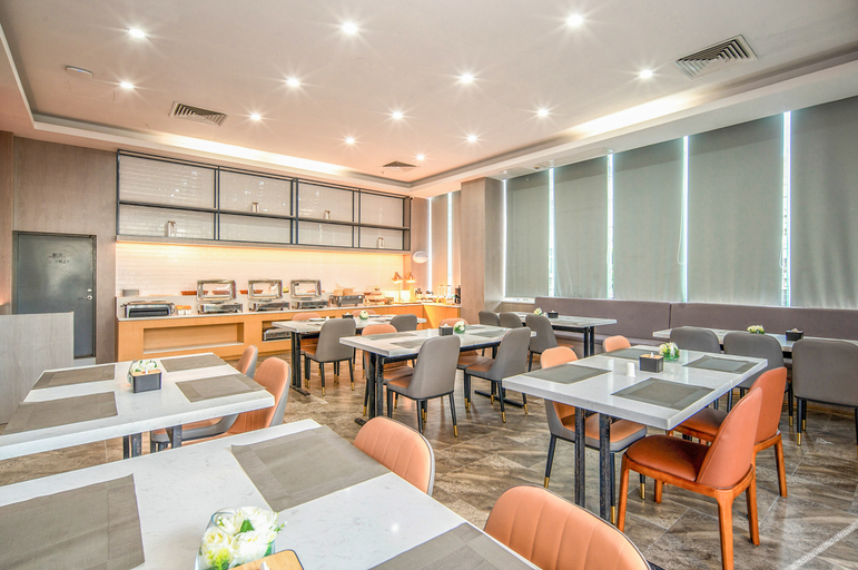 Food & Drinks 4, Echarm Hotel Zhuhai Qinglv Road Grand Theater, Zhuhai