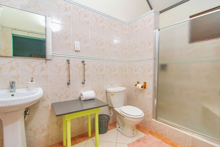 Bathroom 4, Tropical Paradise View