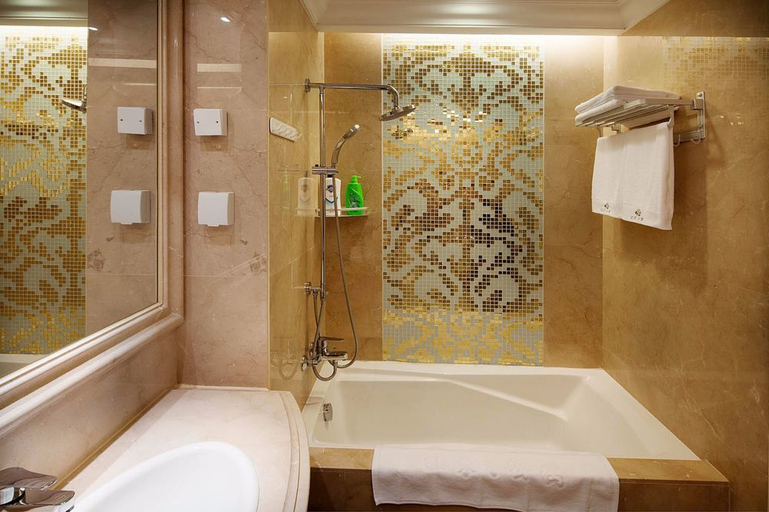 Bedroom 3, WAIFIDEN Guangzhou HaiZhu Square WanYi Apartment-Canton Fair Free Shuttle Bus, Guangzhou