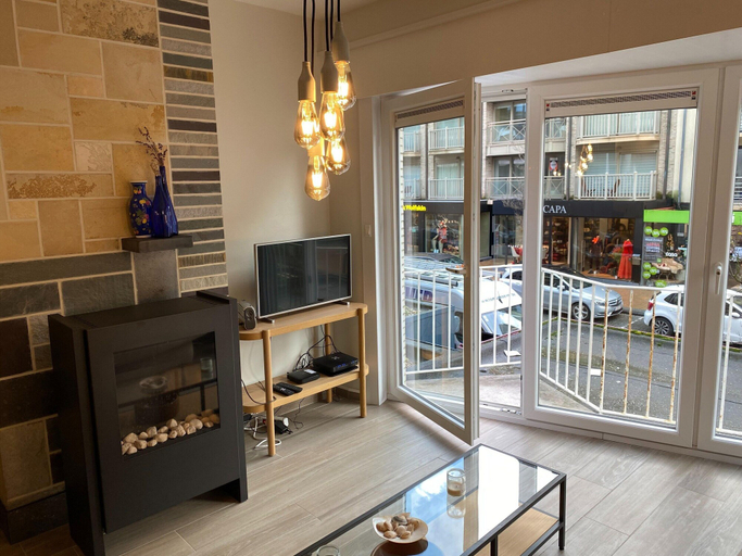 Others 5, Attic Apartment in Nieuwpoort by the Beach, West-Vlaanderen
