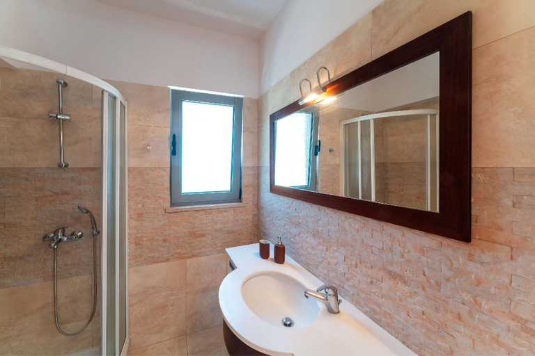 Bathroom 5, Casa Peveragno near Butterflies, South Aegean