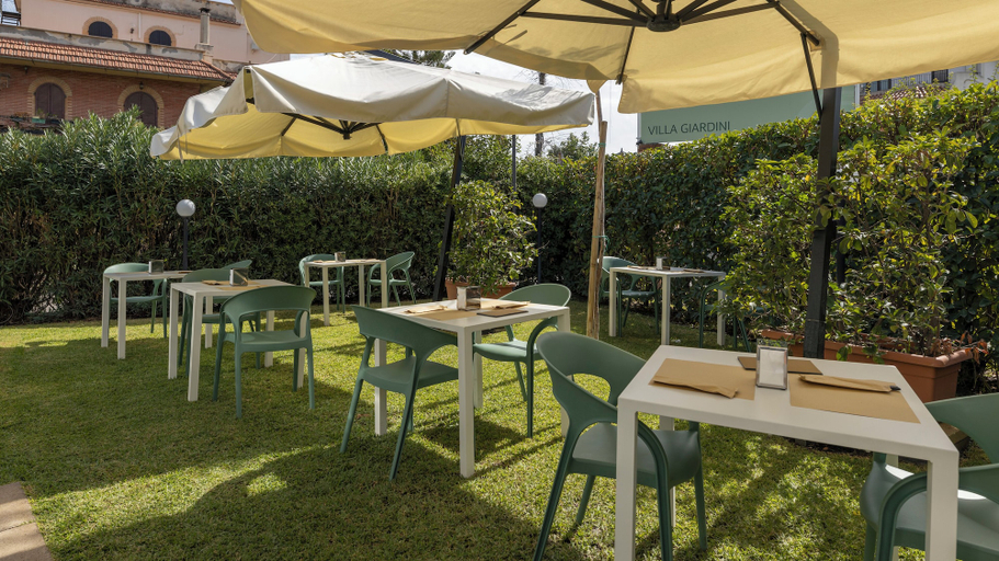 Food & Drinks 5, Residence Villa Giardini, Messina