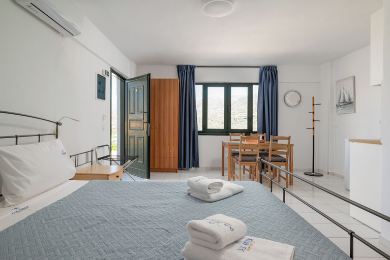 Bedroom 4, Blue Horizon Apartments, Crete