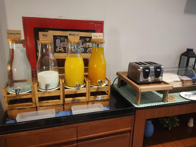 Food & Drinks 5, Sereneburi Patong Hotel, Phuket Island