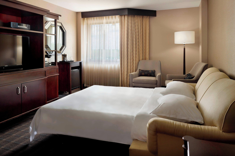 Bedroom 4, Sheraton Charlotte Airport Hotel, Mecklenburg