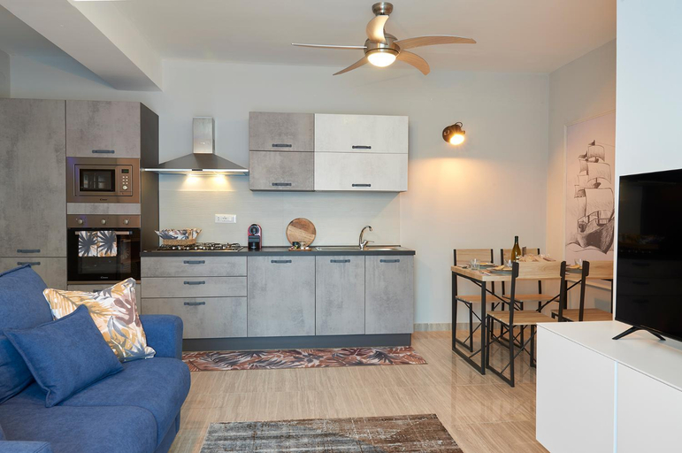 Others 3, La Marina Apartment Suites, Catanzaro