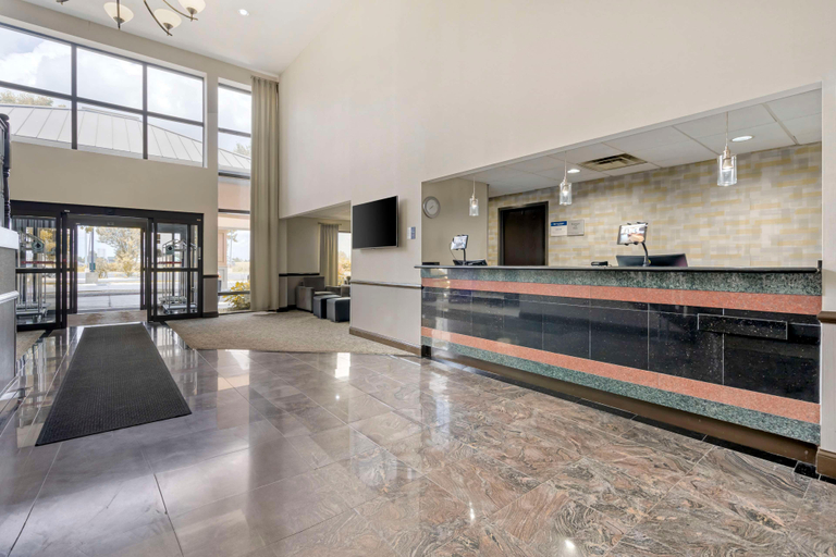 Public Area 3, Best Western Suites, Franklin
