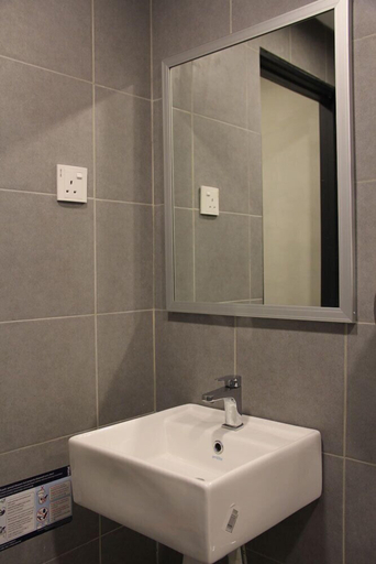 Bathroom 4, Tido Hostel Penang, Penang Island