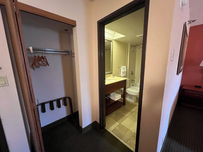 Bathroom 4