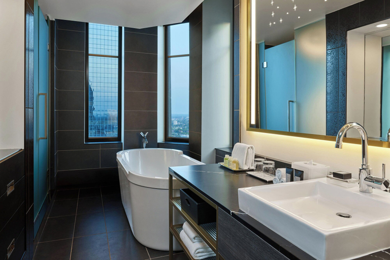 Bathroom 4, W Minneapolis - The Foshay, Hennepin