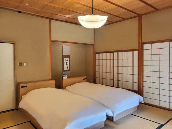 Bedroom 2, Sanyo-so, Izunokuni