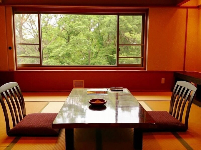 Dining Room 5