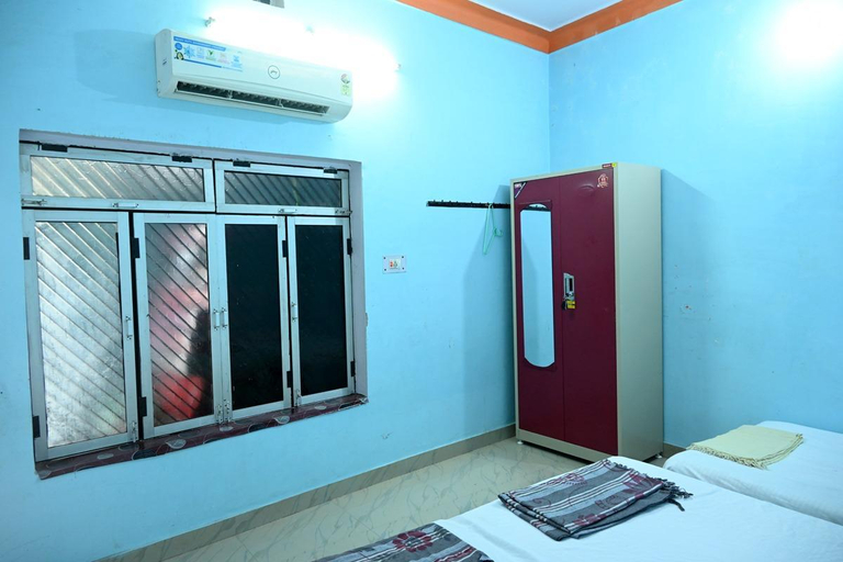 Others 3, Sandhya Guest House, Faizabad
