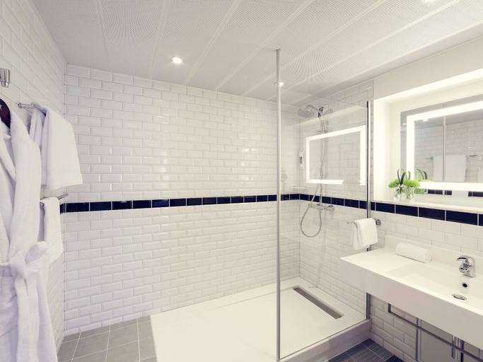 Bathroom 5